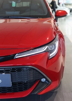 Toyota Corolla cena 117850 przebieg: 91606, rok produkcji 2021 z Knurów małe 596